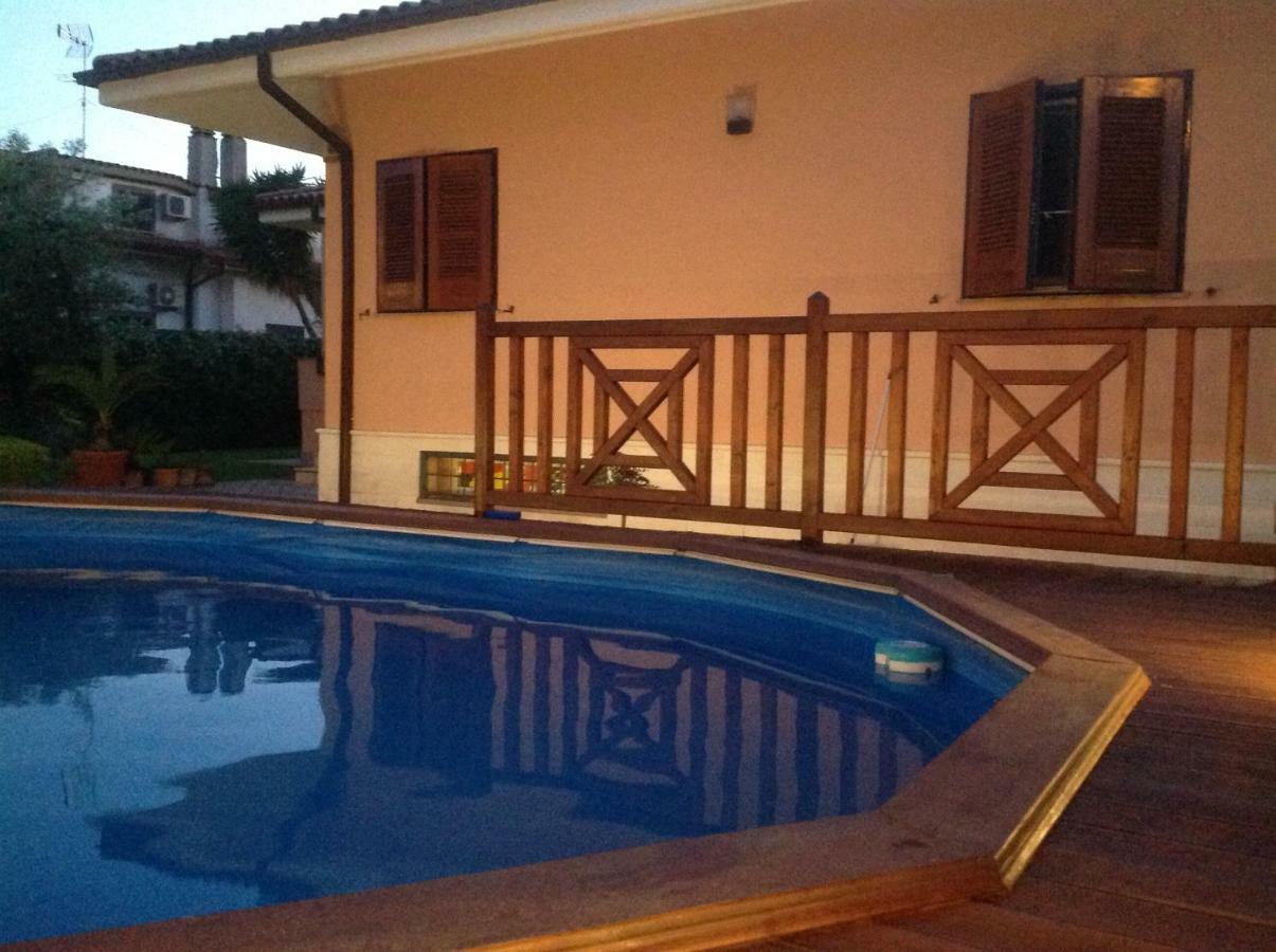 Villa Nevada -20 Min Da Roma Ladispoli Bagian luar foto