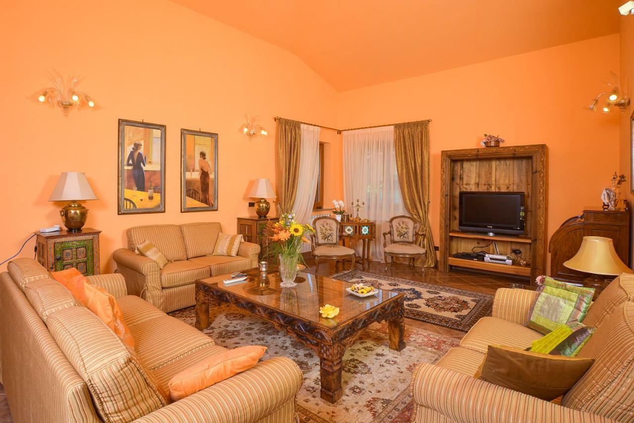 Villa Nevada -20 Min Da Roma Ladispoli Bagian luar foto