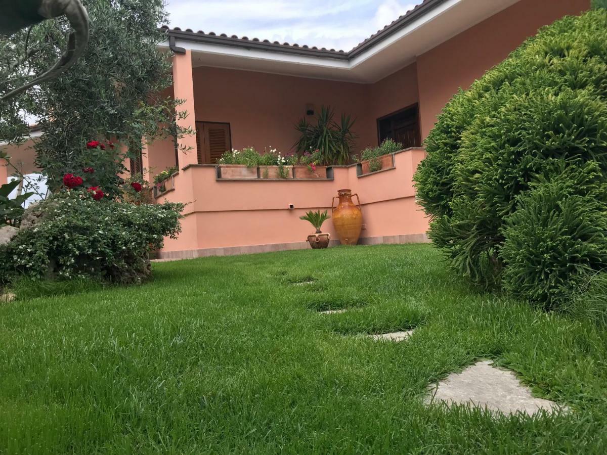 Villa Nevada -20 Min Da Roma Ladispoli Bagian luar foto