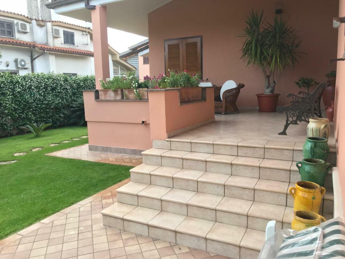 Villa Nevada -20 Min Da Roma Ladispoli Bagian luar foto